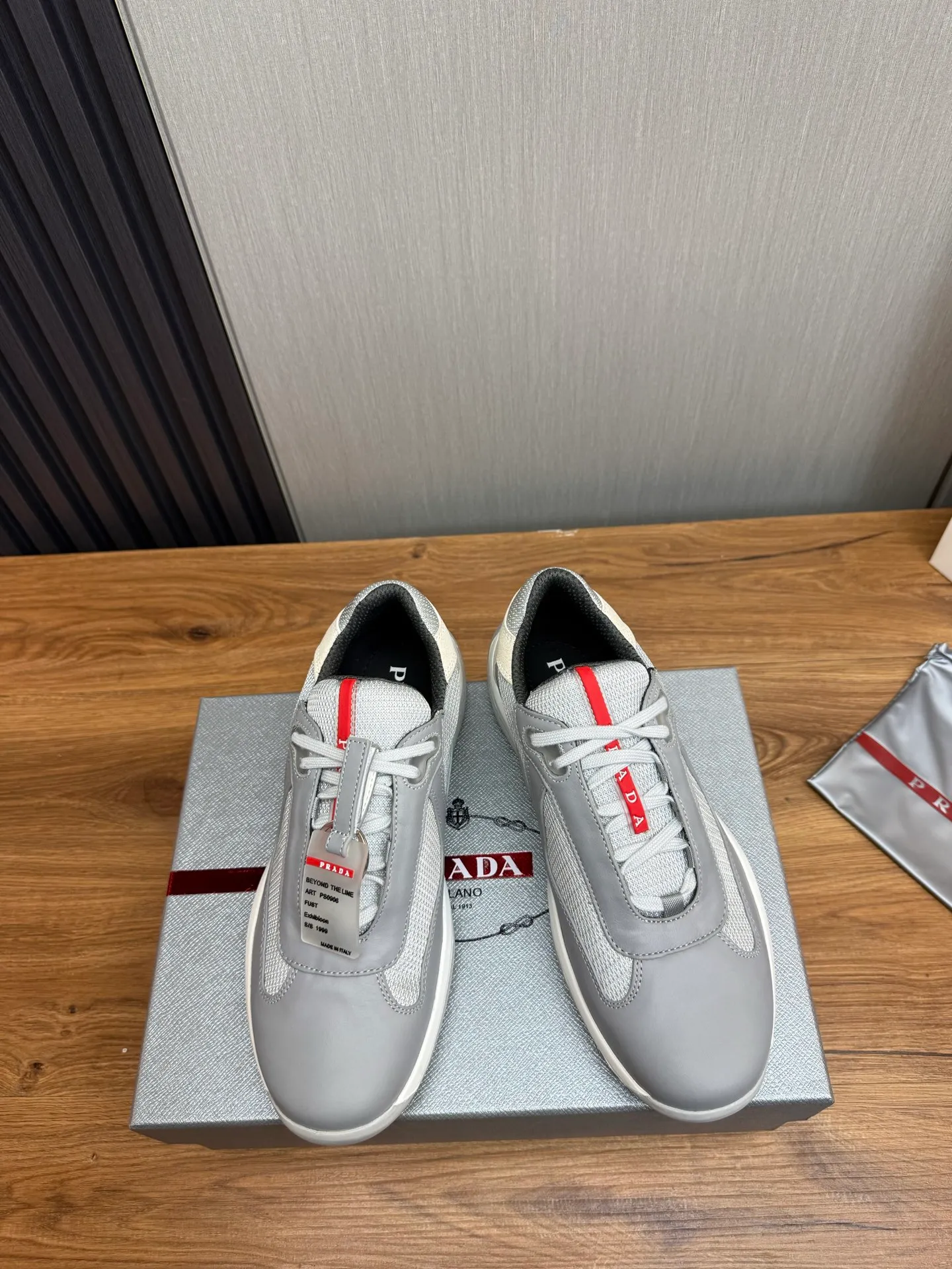 Men's shoes 💰560💰 [PRADA] Men's shoes are popular in the counter, official website is synchronized, 1 high-quality shipment ✔️Original cowhide upper + cowhide lining, 1🆚1 replica, original sole, 38-45 (45 customized, non-refundable)